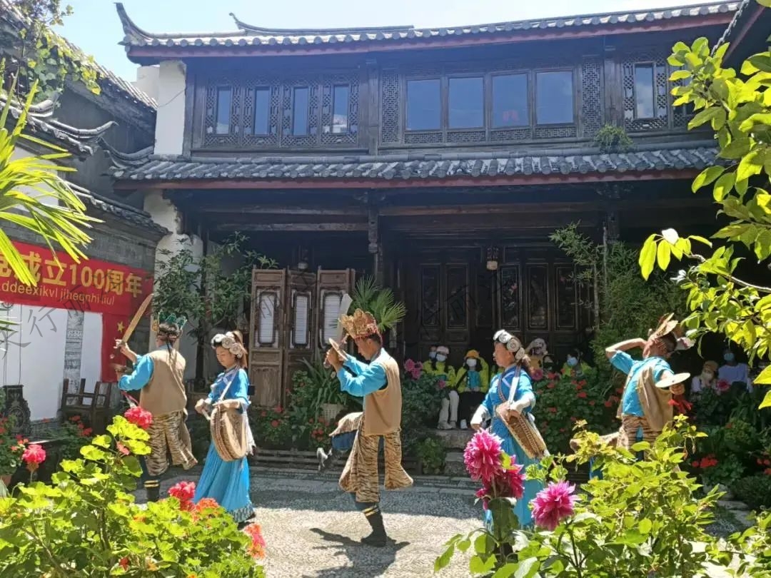麗江東巴谷旅游區